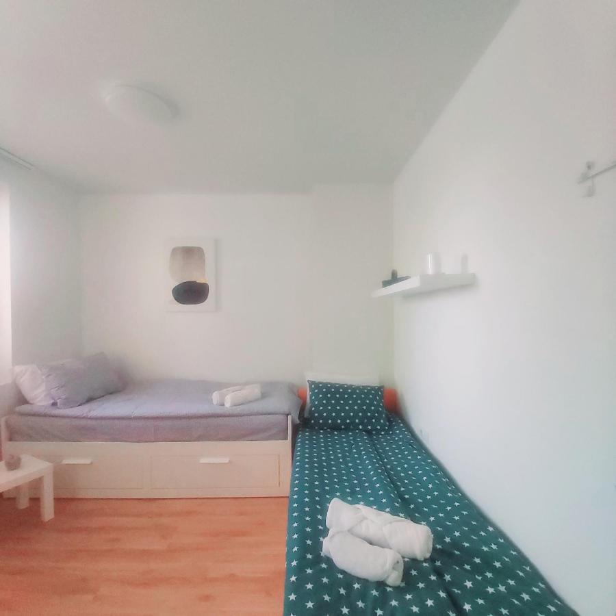 Saint Nicholas Varna Lovely 2 Bedroom Apartment With Sunny Garden Exterior foto